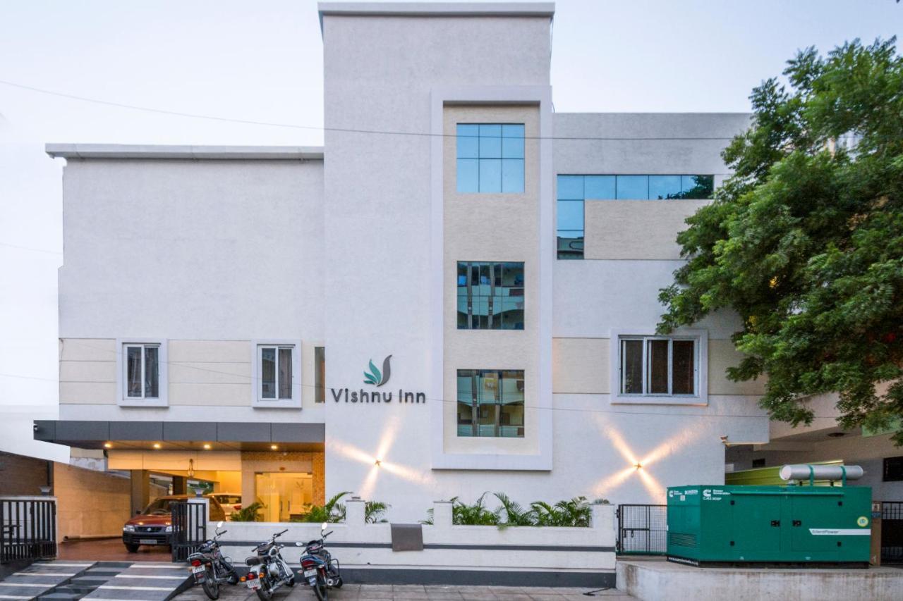 Vishnu Inn Guntur Exterior photo